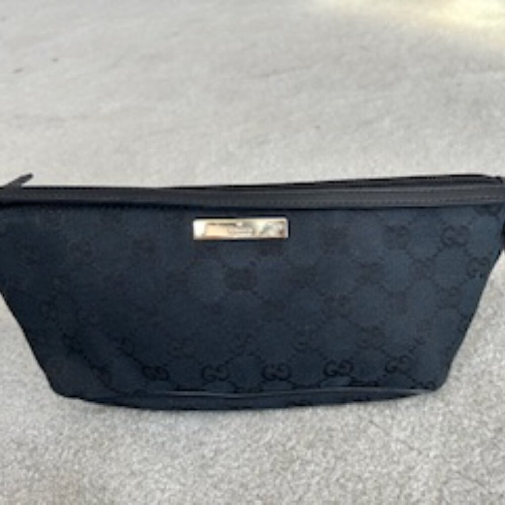 Gucci Pochette Wristlet Monogram